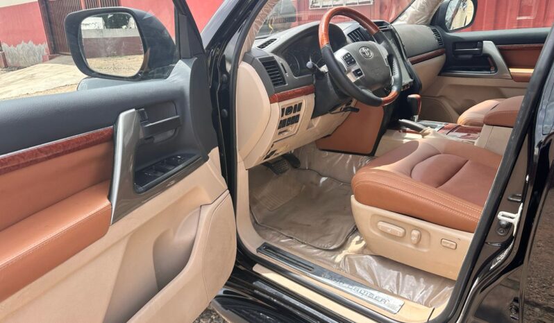 2014 TOYOTA LANDCRUISER full